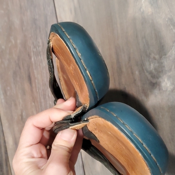 Born Women Comfort Leather Flip Flop Thong Sandals shoes sz 7 - Picture 5 of 10